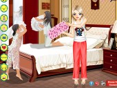 Pillow Fighting Dress up